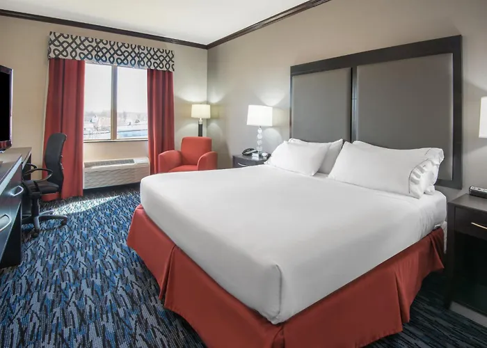 Holiday Inn Express Cleveland Airport - Brook Park By Ihg