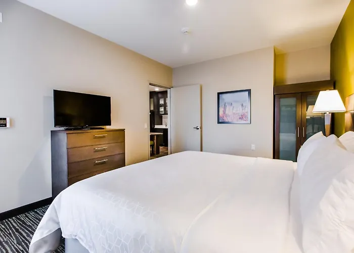 Candlewood Suites West Edmonton - Mall Area By Ihg