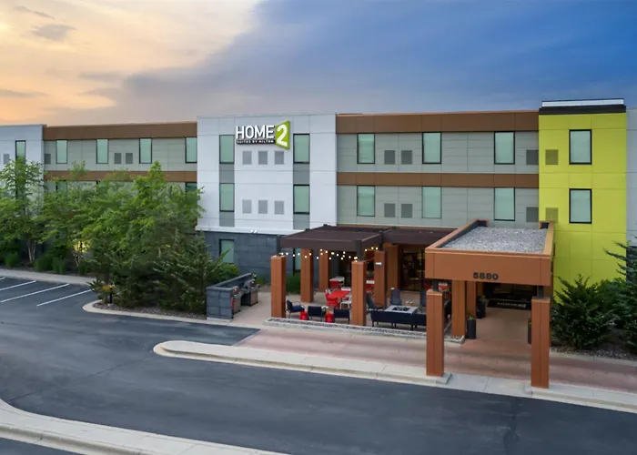 Home2 Suites By Hilton Milwaukee Airport