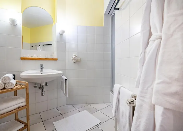 Hotel Das Gastein - ganzjährig inklusive Alpentherme - Sommersaison 2022 zusätzlich inklusive Gasteiner Bergbahnen
