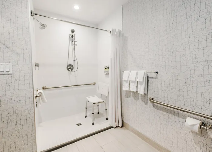 Holiday Inn Express & Suites - West Edmonton-Mall Area By Ihg