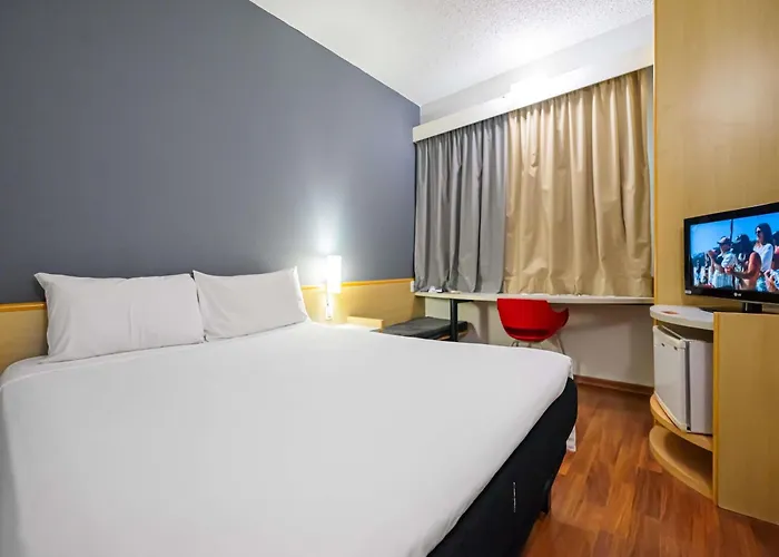 Ibis Santo Andre