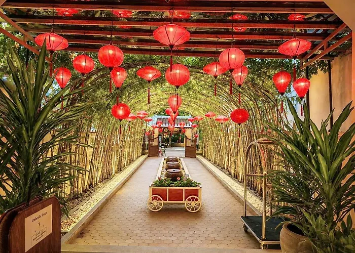Little Riverside Hoi An . A Luxury Hotel & Spa