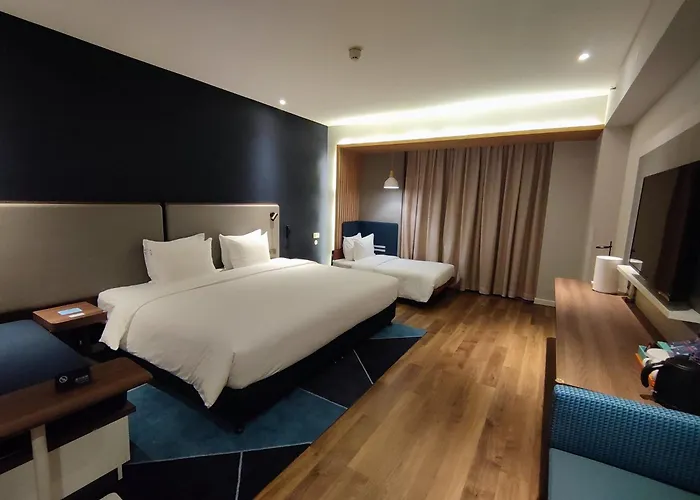 Holiday Inn Express Yinchuan Downtown By Ihg
