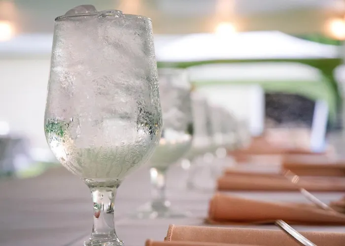 Holiday Inn Express & Suites - St Peters By Ihg