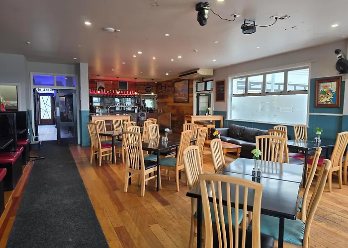 Hotel Motueka - Some Weekends May Have Loud Live Music Playing