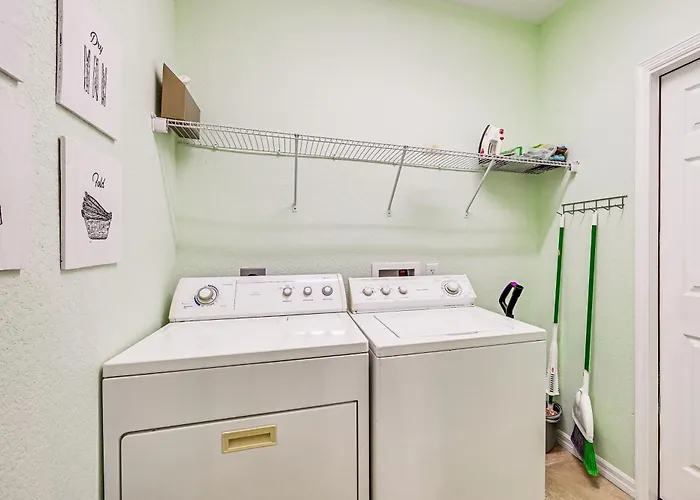 2 Mi To Dtwn Sebring! Pet-Friendly Retreat W/ Yard