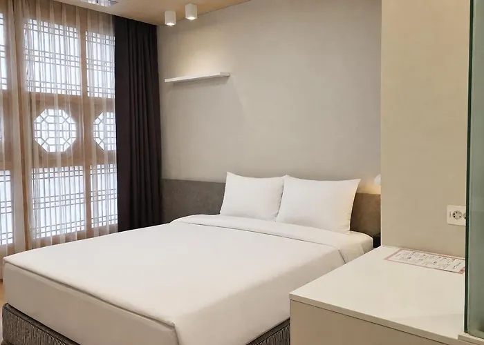 Grand City Hotel Changwon