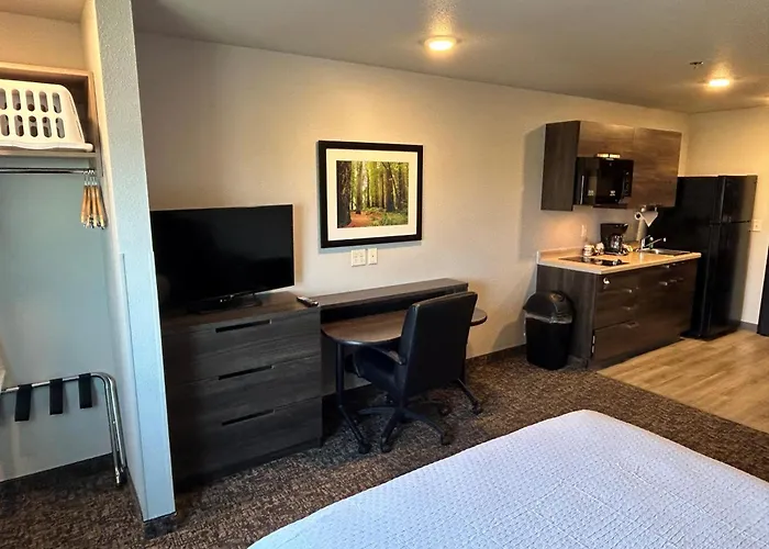 Executive Residency By Best Western Medford