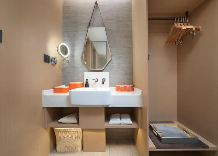 Atour Hotel Jinan Quancheng Plaza Kuanhouli