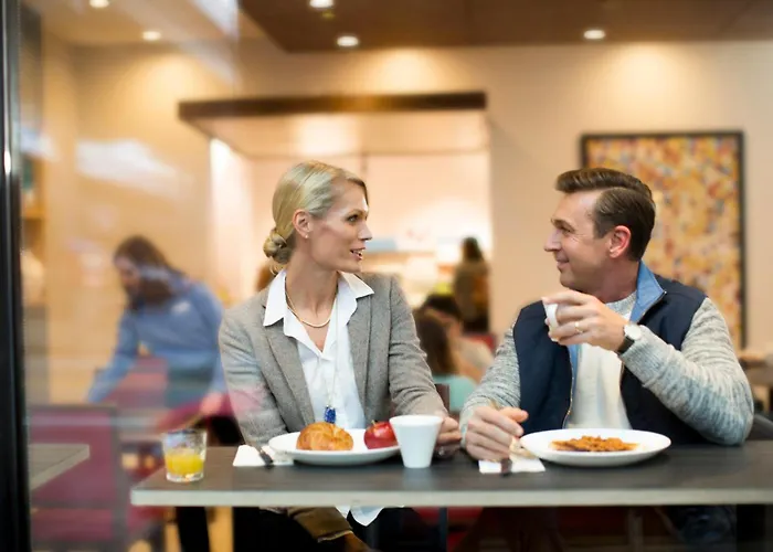 Holiday Inn Express Auckland City Centre By Ihg