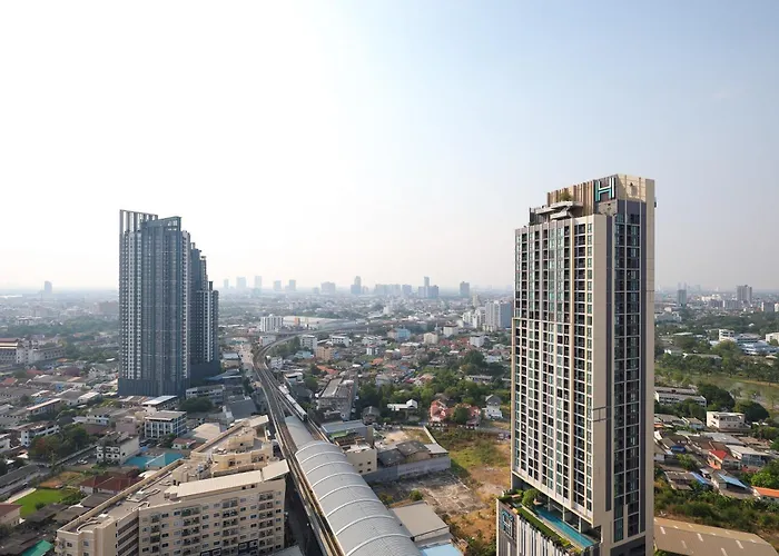 Oakwood Suites Tiwanon Bangkok