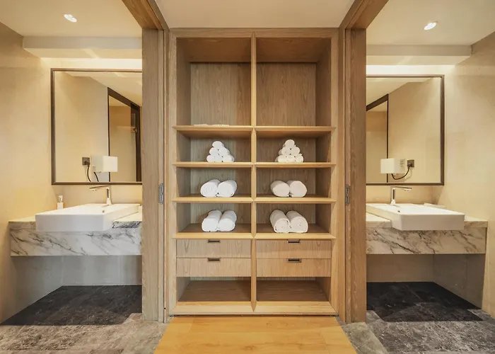 Holiday Inn Zhuhai City Center By Ihg