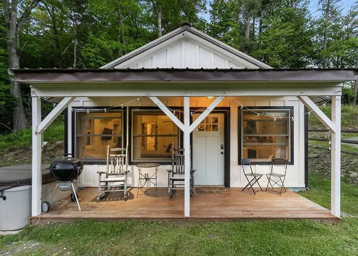 Clementine Cottage At Doe Creek