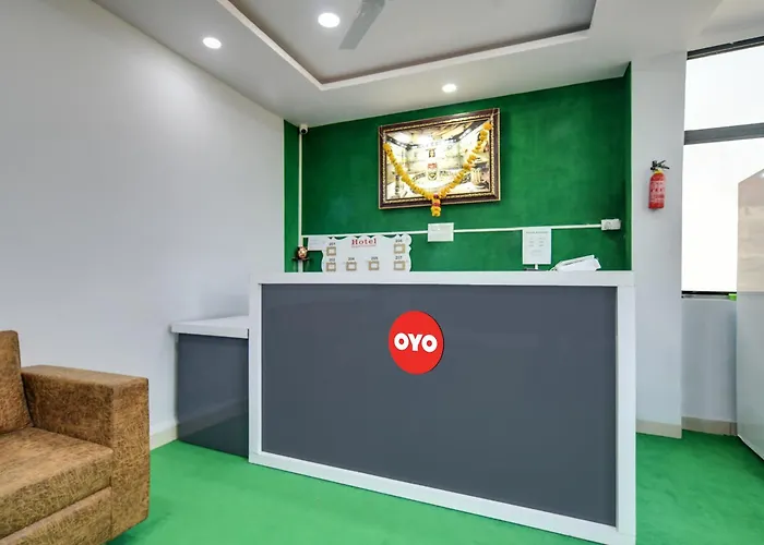 Hotel O Super Corridor