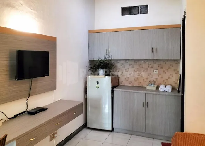 Rosa Luxury Jagakarsa Redpartner