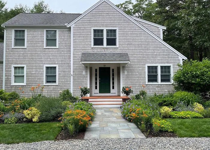 Perfectly Private Location W Deeded Beach Access