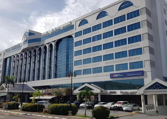 The Centrepoint Hotel