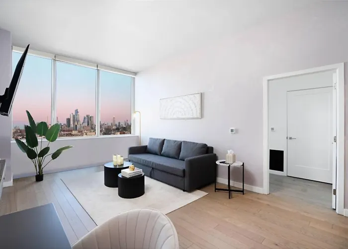 Empire State View - Luxury Apt - Shuttle To Nyc