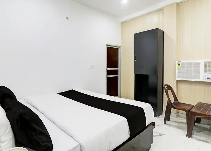 Super Hotel O Ayodhya