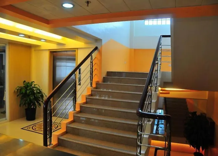 City Center Hotel