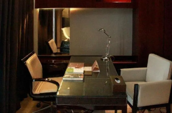 Zhangjiagang Zhonglian Gdh International Hotel