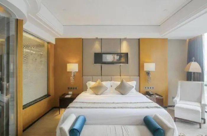 Zhangjiagang Zhonglian Gdh International Hotel