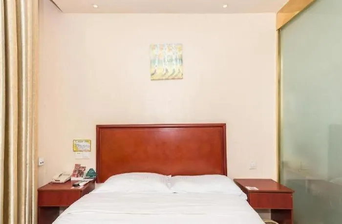 Greentree Inn Heze Mudan Road Bus Terminal Station Express Hotel