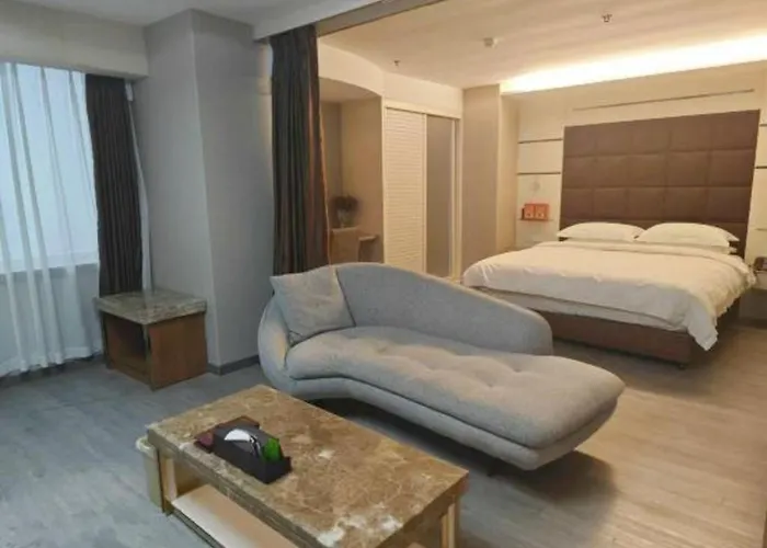 Jinan Yuquan Simpson Hotel