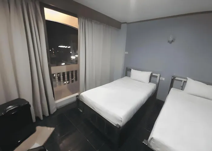 Grand Pl Hotel