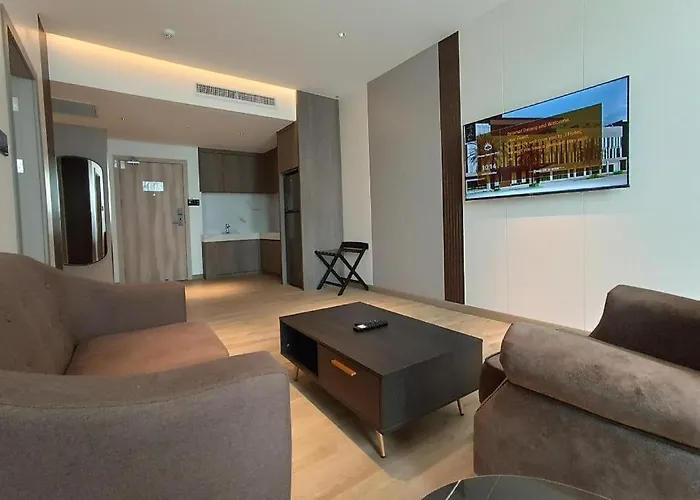 J Hotel
