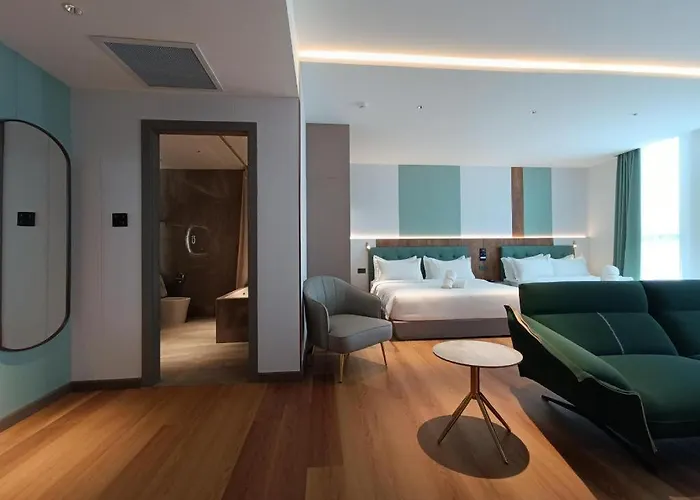 J Hotel