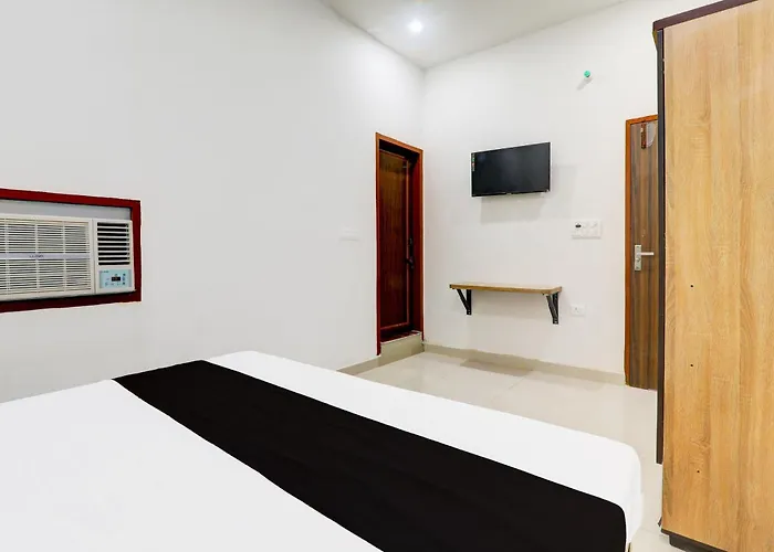Hotel O Shukla Heritage Inn