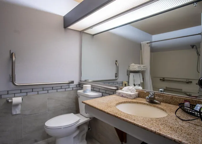 Coratel Inn And Suites By Jasper Eagan St Paul Airport & Mall Of America
