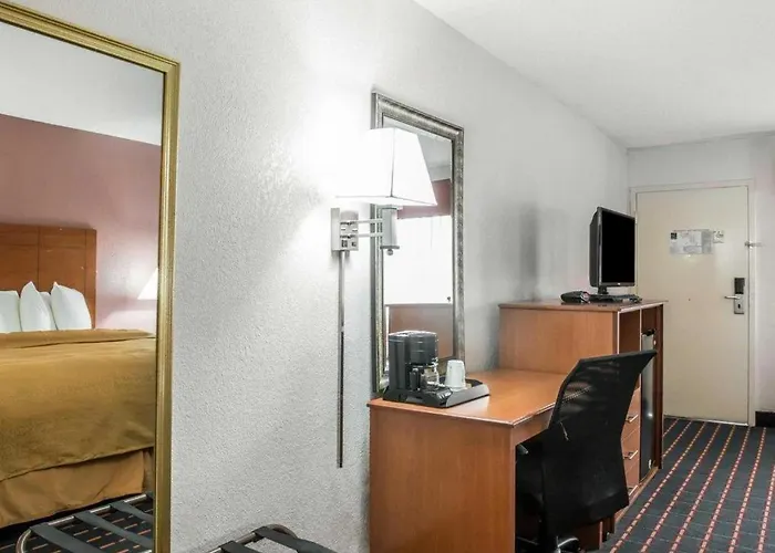 Quality Inn Marianna South