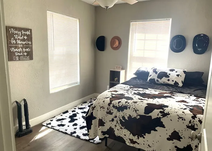 Bellas Cottage
