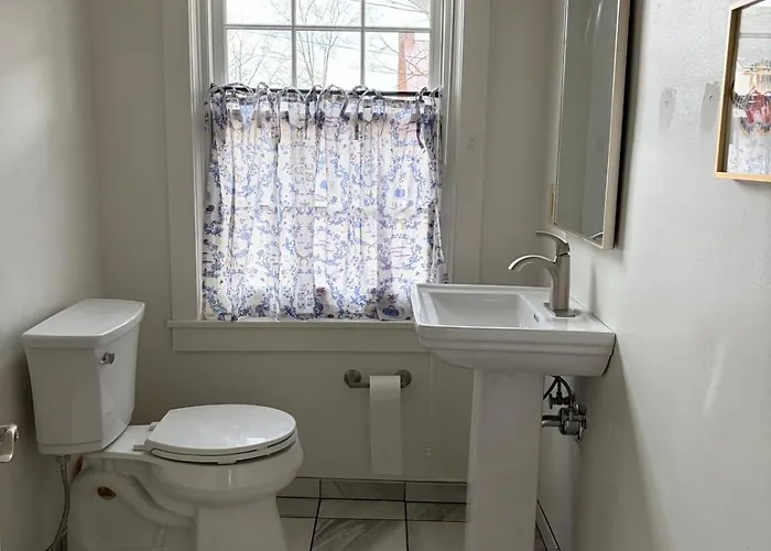 Prime Location In Downtown Lewisburg