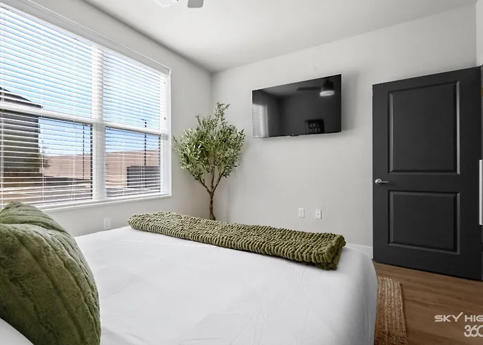 Pool150Mbps3 Smart Tv'Sparking King Bds