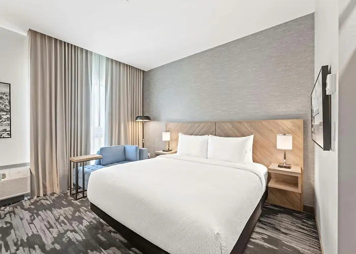 Sandman Signature Dallas Las Colinas Hotel & Suites