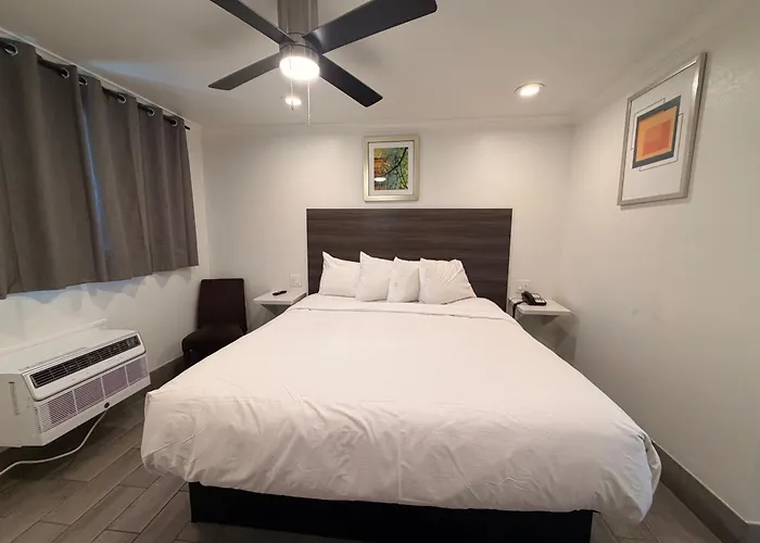 Surfside Stay