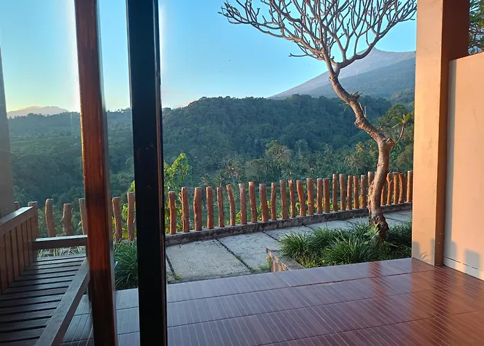 Senaru Lodge