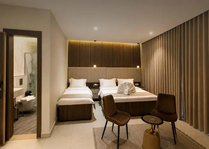 Al Hyatt Relax Hotel