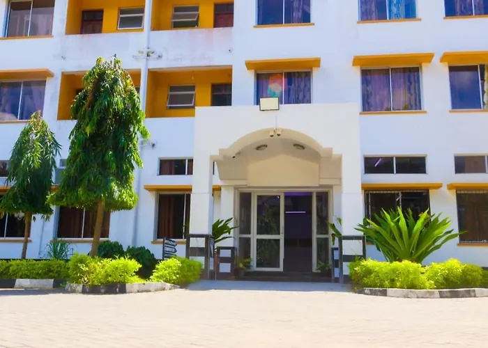 Tum Hotel & Conferencing