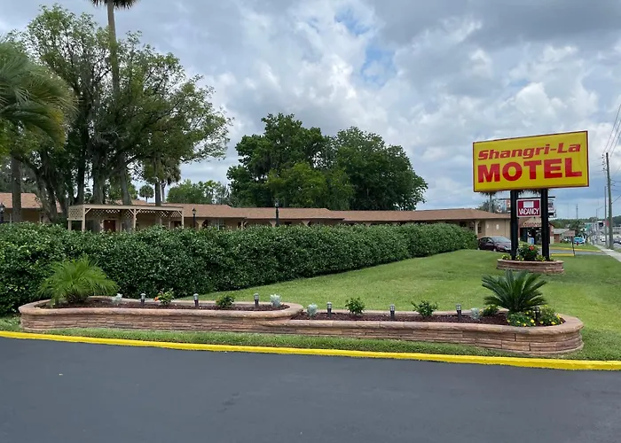 Shangri La Motel