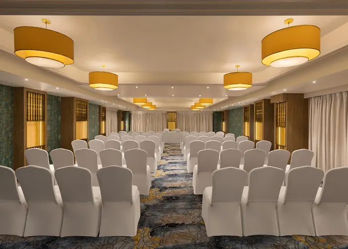 Essentia Luxury Hotel And Convention, Nagpur