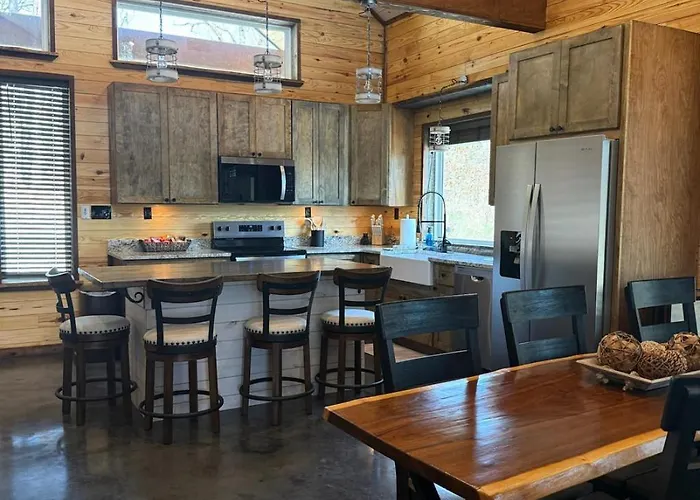 The White Oak Cabin At Cabins Of Wolf Pen Gap