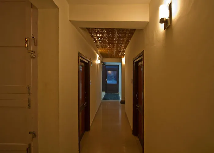 Hotel Classic Crown - #Scenic Mountain View #Open Terrace #Guest Preferred #Best Selling Hotel In Mussoorie