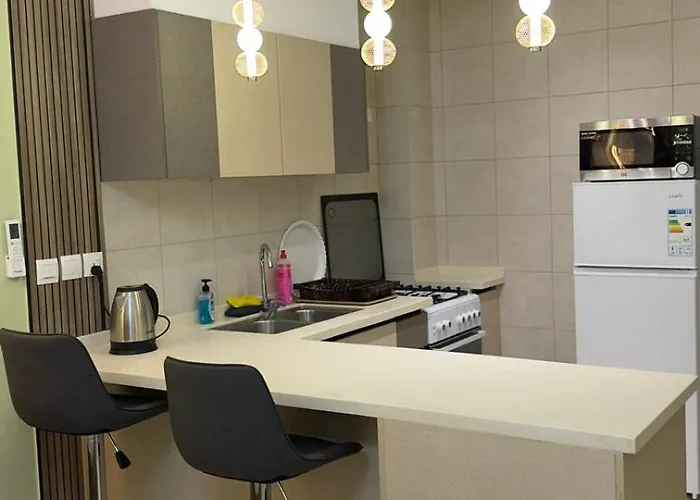 Raha Inn Apartments -Family