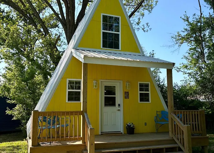 Enchanted Mermaid A-Frame, Creek, Fire Pit, Pet Friendly
