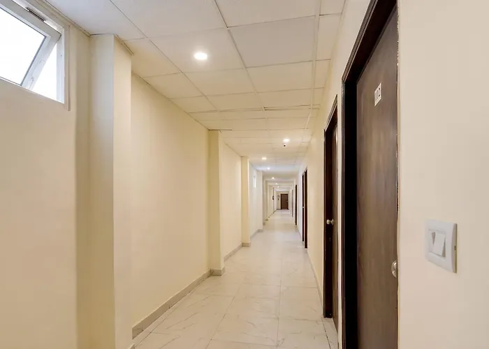 Hotel O La Belle